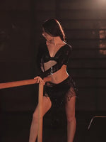 Schwarzer Fransenrock – Sexy, ausgeschnittene Lateinamerikanische Tanzröcke mit aufwendiger Perlenstickerei für Tango, Salsa und Samba - 34539522326711 - 34539522326711